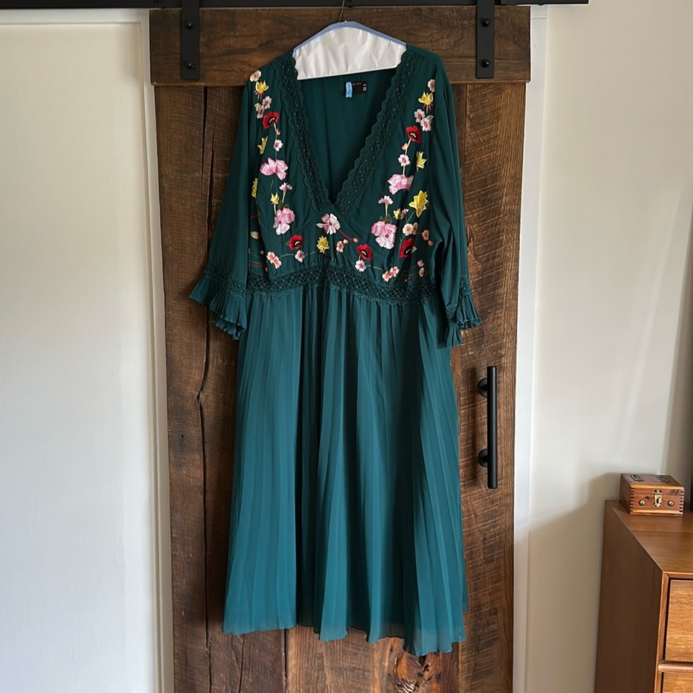 Plus size asos dress with floral design